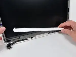 MacBook Unibody Model A1342 Clutch Cover Replacement