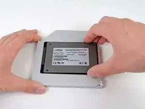 Installing MacBook Pro 17" Unibody Dual Drive