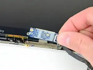 MacBook Pro 13" Unibody Mid 2010 AirPort Card Replacement