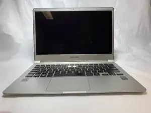 Samsung ATIV Book 9 NP900X3K-S01US