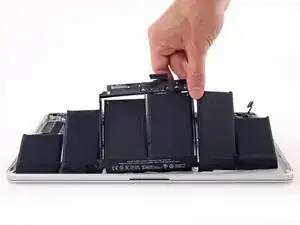 MacBook Pro 15" Retina Display Mid 2012 Battery Replacement