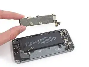 iPhone SE Logic Board Replacement