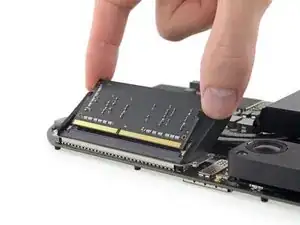 Mac mini Late 2018 Memory (RAM) Replacement