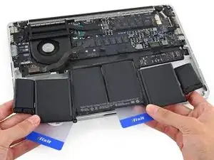 MacBook Pro 13" Retina Display Late 2013 Battery Replacement