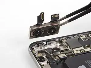 iPhone XS Rear-Facing Cameras Replacement