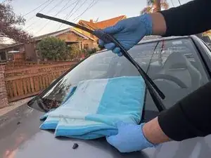 Windshield Wiper