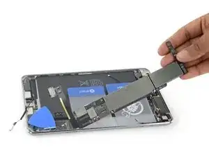 iPad mini 4 LTE Logic Board Replacement