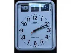 Grayson Automatic Flip Calendar Clock w/ Faulty Date