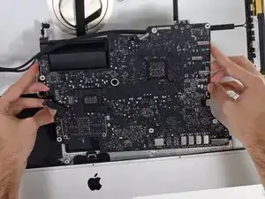 iMac Intel 27" Retina 5K Display 2020 Logic Board Replacement