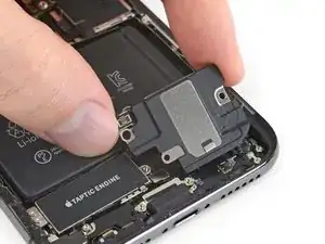 iPhone XS Lower Speaker Replacement