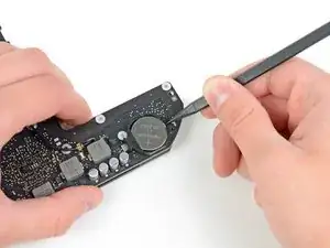 Mac mini Mid 2011 PRAM Battery Replacement