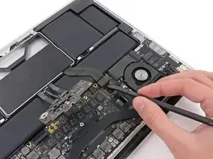 MacBook Pro 13" Retina Display Late 2012 SSD Assembly Replacement