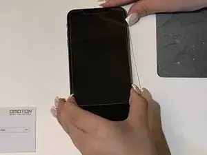 How to Replace a Screen Protector on an iPhone 12
