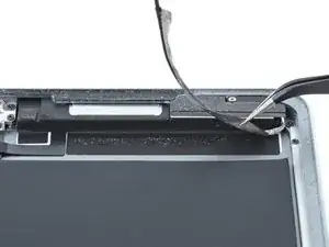 iPad Pro 9.7" Left Antenna Cable Detaching