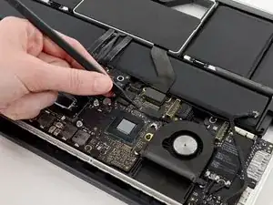 MacBook Pro 13" Retina Display Late 2012 Right Fan Replacement