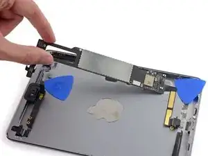 iPad Mini 2 Wi-Fi Logic Board Replacement