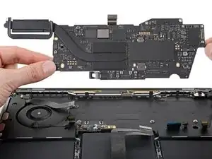 How to Remove the Logic Board and Heatsink