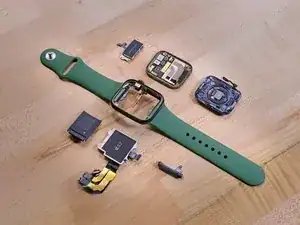 Apple Watch Series 7 Teardown