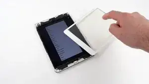 The touchscreen still functions with the glass separated from the LCD.