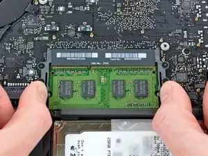MacBook Unibody Model A1342 RAM Replacement