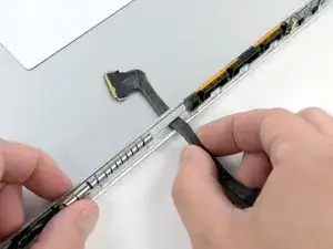 MacBook Pro 17" Unibody Rear Display Bezel Replacement