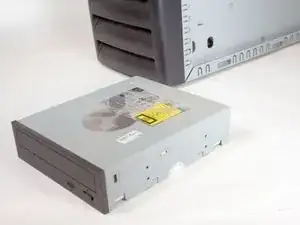 Removing the HP Compaq dx2000MT Optical (CD) Drive