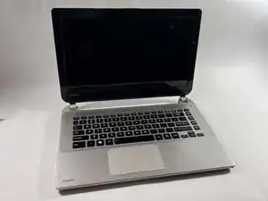 Toshiba Satellite E45-B4200