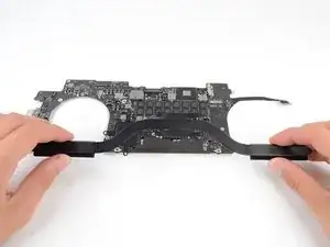 MacBook Pro 15" Retina Display Mid 2012 Heat Sink Replacement
