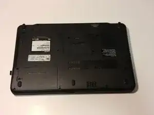 Toshiba Satellite P755 S5390 Touchpad Repair