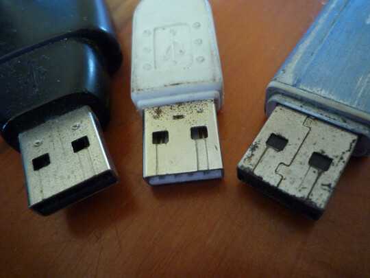 corroded USB connectors