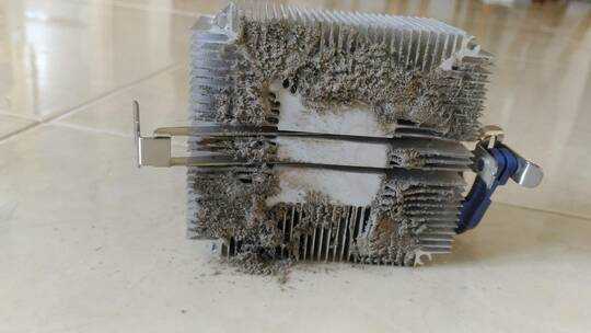 Dirty heatsink